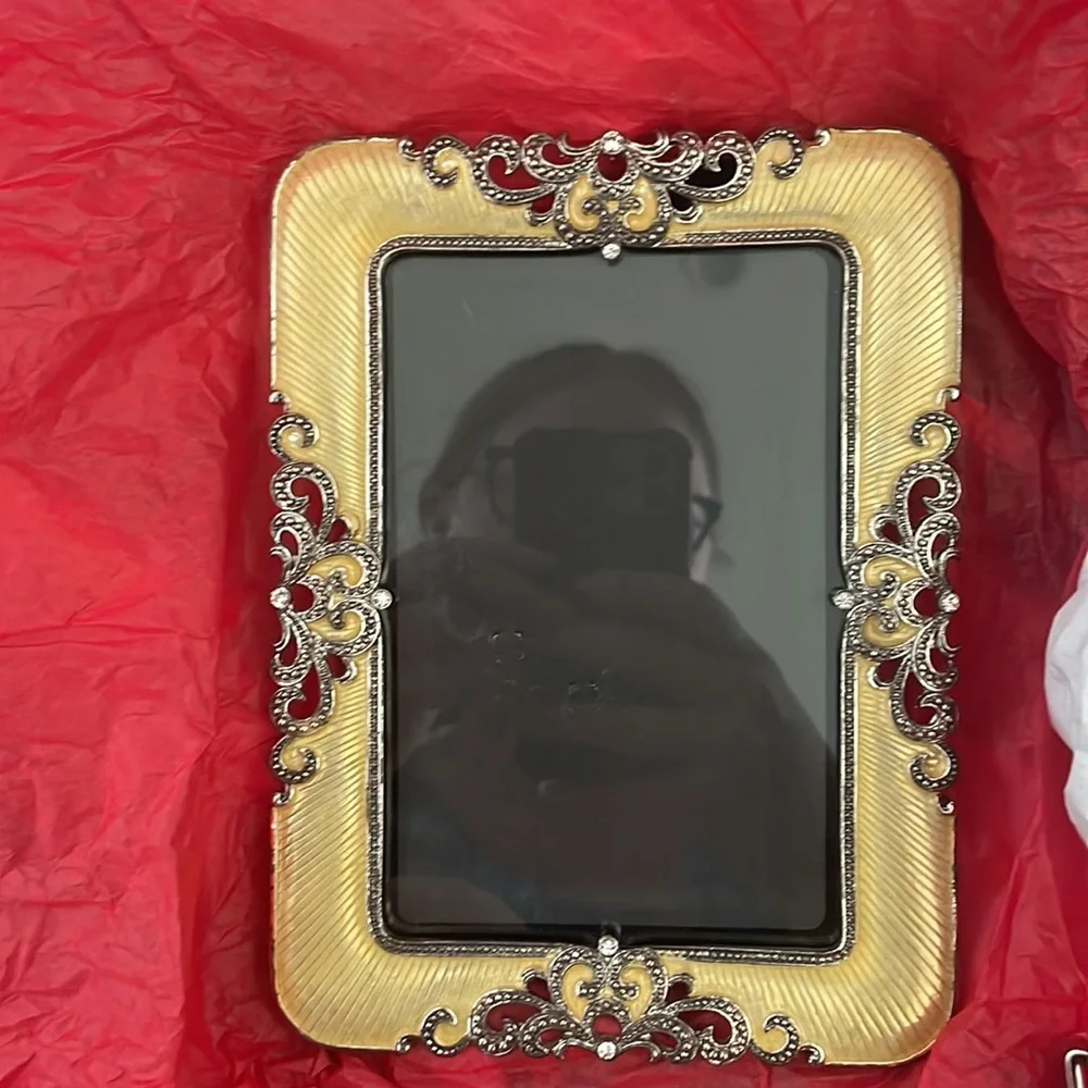 1pcs Vintage Silver Metalwork Metallic Crystals Picture Frame